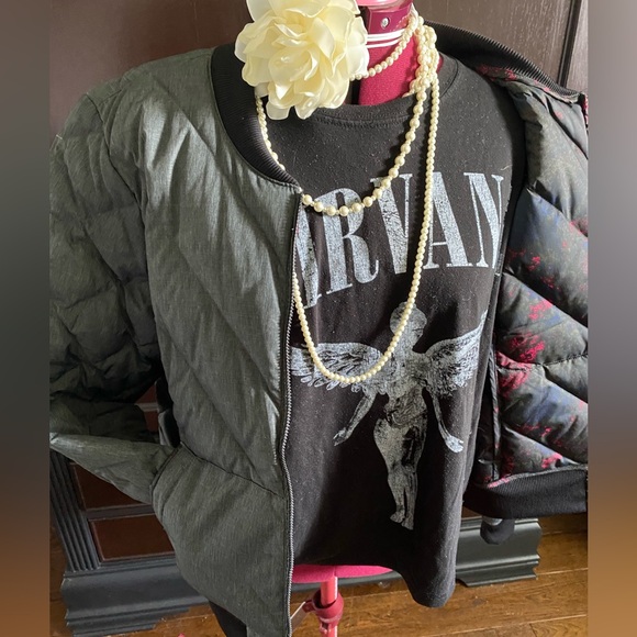 Lole Quilted-Zip Bomber Jacket - Picture 5 of 16